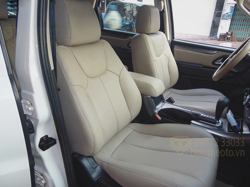 Image for Bọc Ghế Da Xe Escape